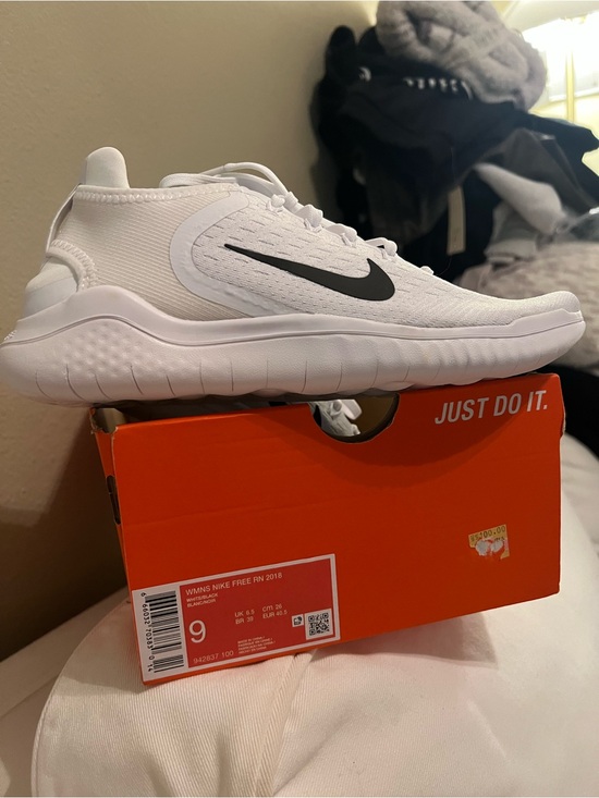 Nike Shoes - NEW IN BOX Women’s Nike Free RN Sneakers
